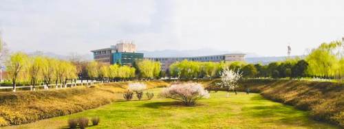 宝鸡职业技术学院摄影,宝鸡职业技术学院学生拍视频