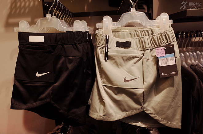 奥特莱斯nike跑鞋,线下nike奥特莱斯