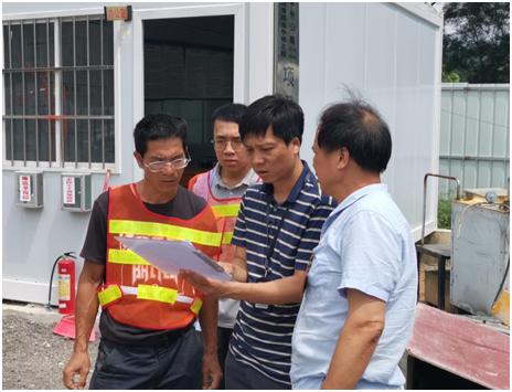 致敬八一的红与绿,致敬八一从橄榄绿到警营蓝