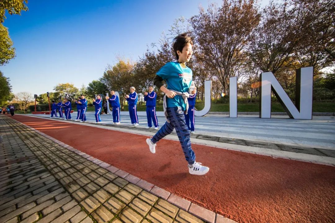 人均体育场地规划面积,人均健身场地