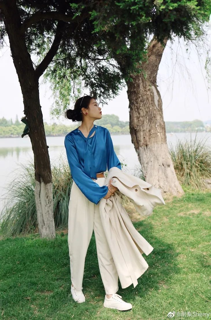 《姐姐》到四公，姐姐们已成专业运动鞋鉴赏团