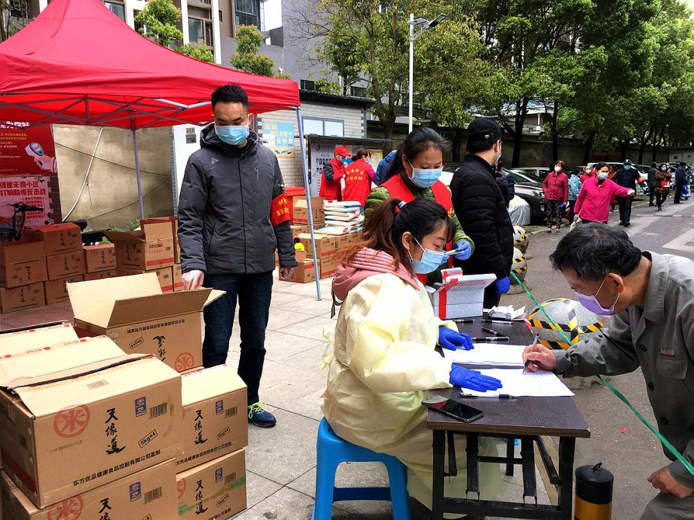 咵咵我的社区|社区书记垫资十万只为居民吃到“良心菜”