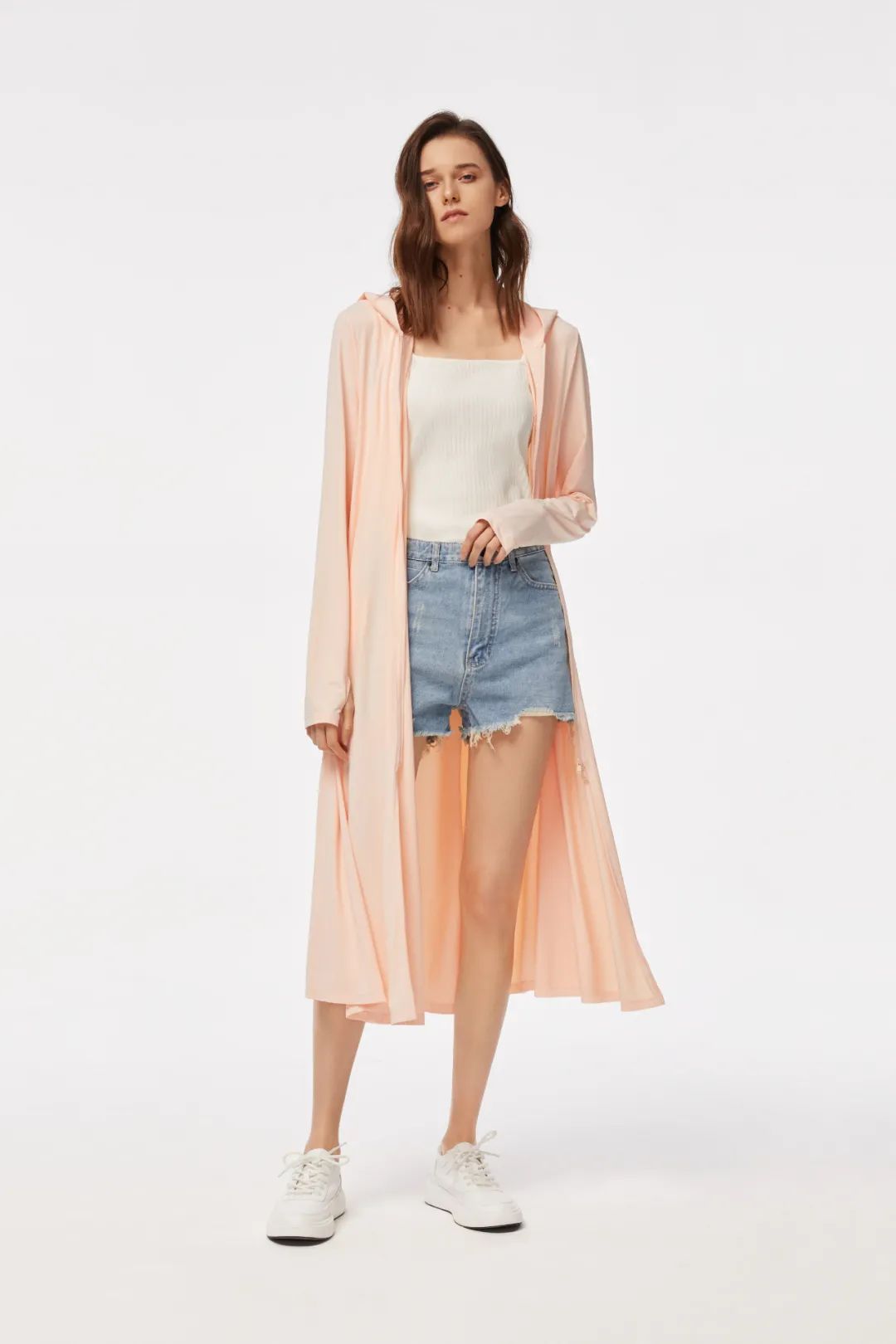 有没有夏天必囤的防晒好物推荐,防晒又不想被晒黑的快来看看