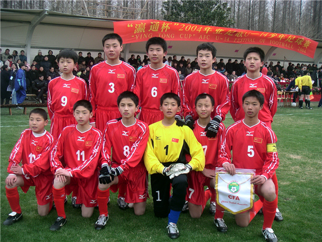 「专访王佳玉」“背球汉姆”曾经很刻苦,他是“崇明一期”最早开跑车的