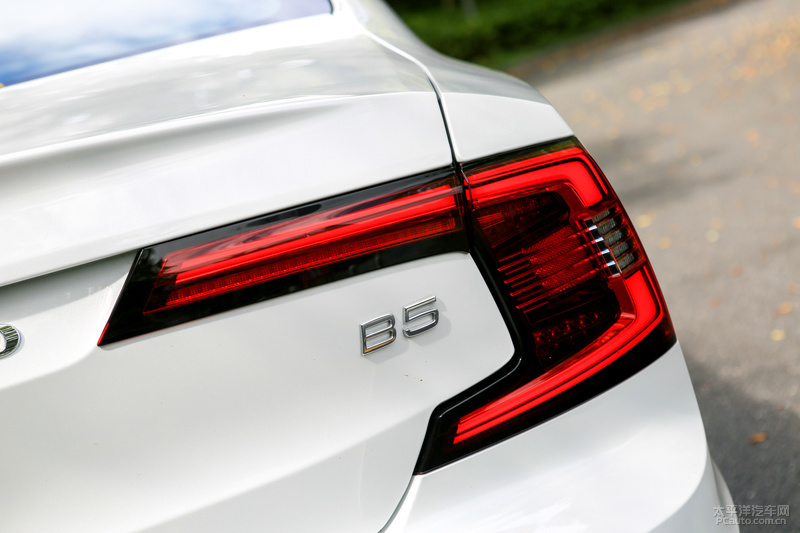 2020款全新沃尔沃s90试驾视频,顺应时代的改变