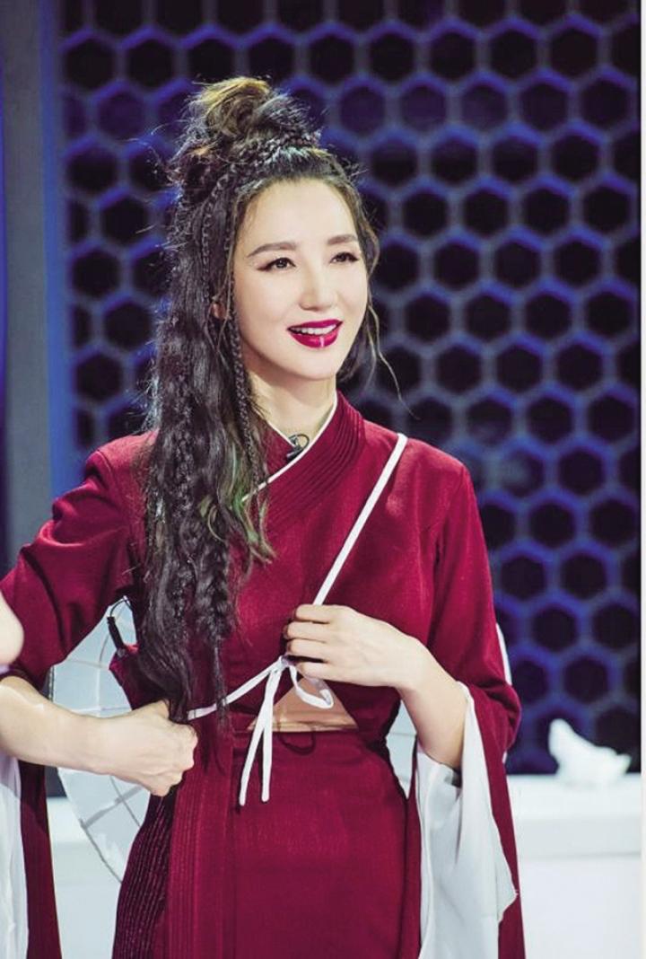 坦言曾因年龄而焦虑阿朵：我们是会变老，但不会变丑