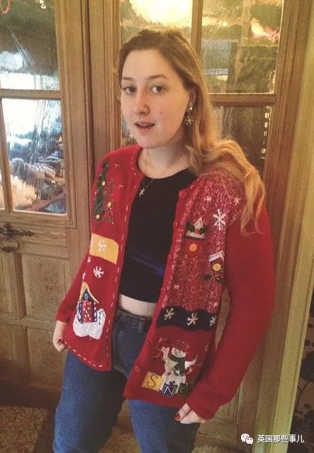 英国星二代大码网红开喷父母：对我体重太苛刻，你们是节食文化的帮凶