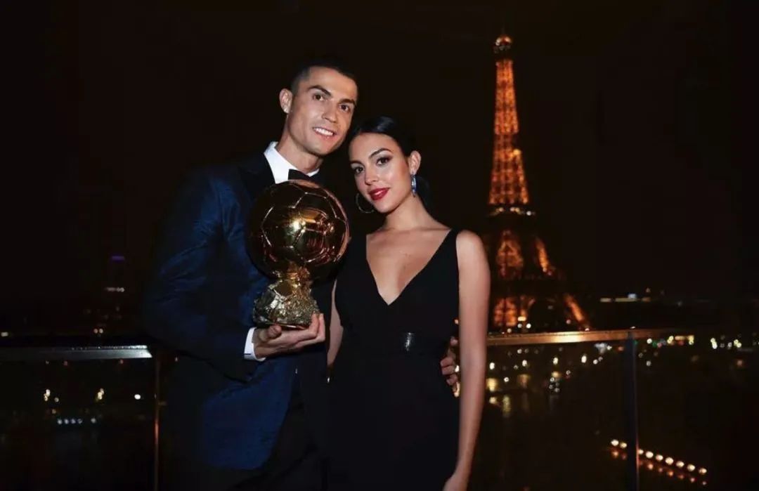 c罗求婚了吗视频,c罗求婚