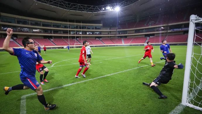 踢足球2个小时,上海最贵足球场一小时多少钱