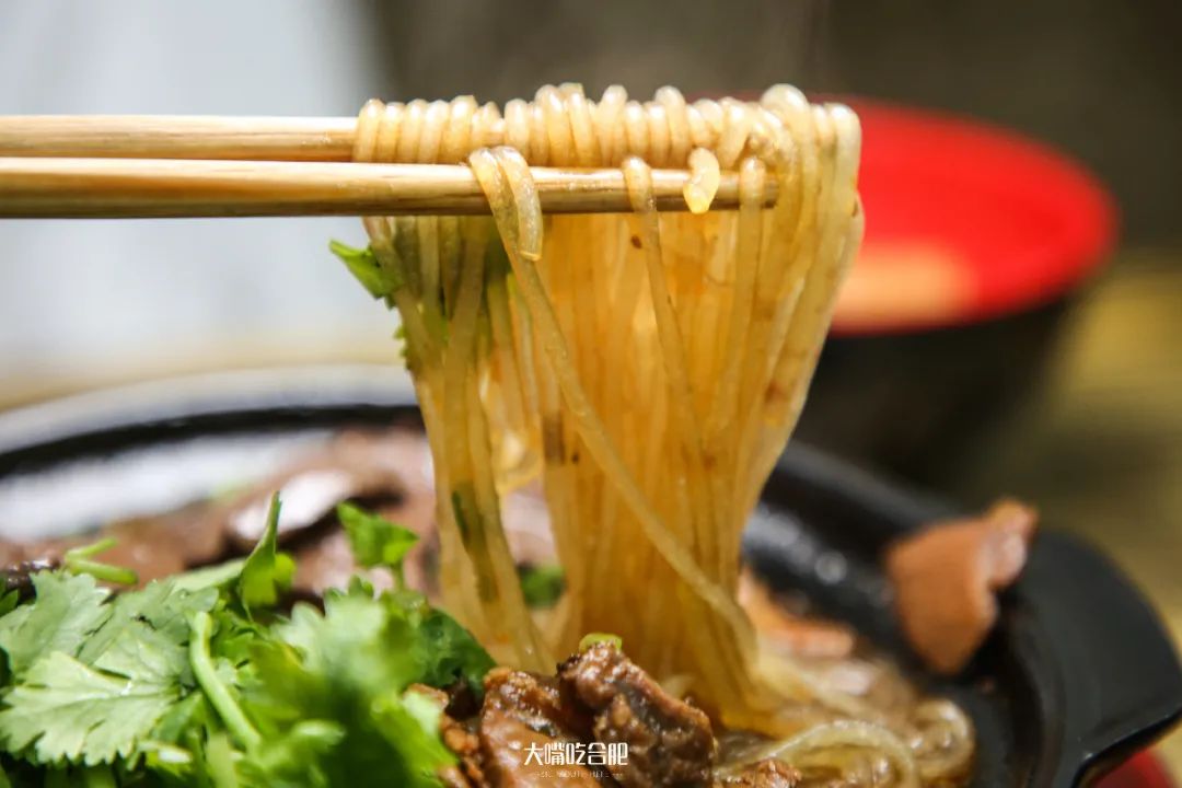 吴老头砂锅粉丝食材,吴老头牛肉砂锅粉丝