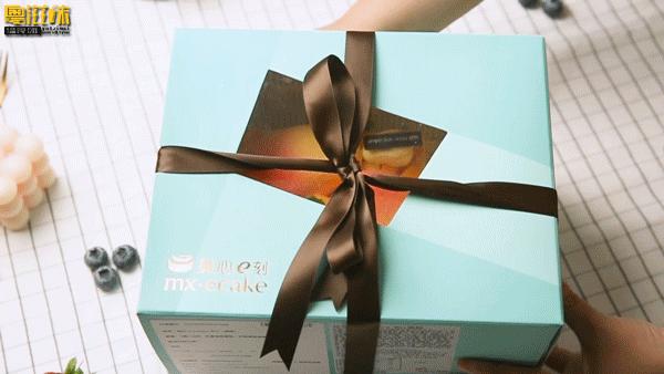 这个秋日「美心」开挂了!10款新品不出门也能吃