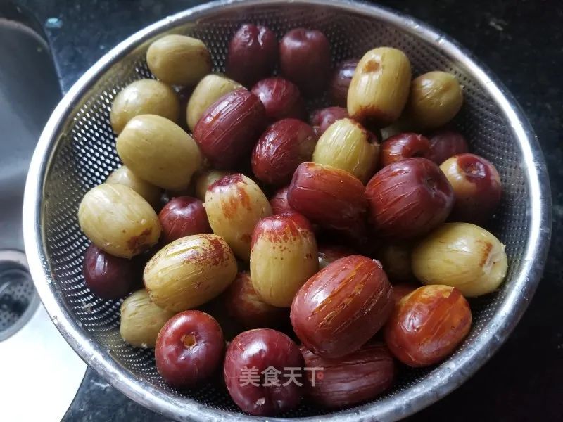 一日吃三个枣容颜不会老,一日吃三蒸枣终身不显老