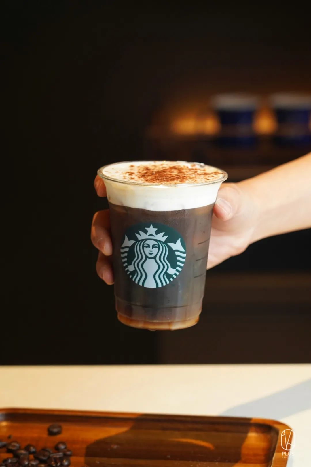 藏在咖啡里的爱意！星巴克用心荟萃饮品全新上市！又带着限定款周年庆杯子来圈粉了