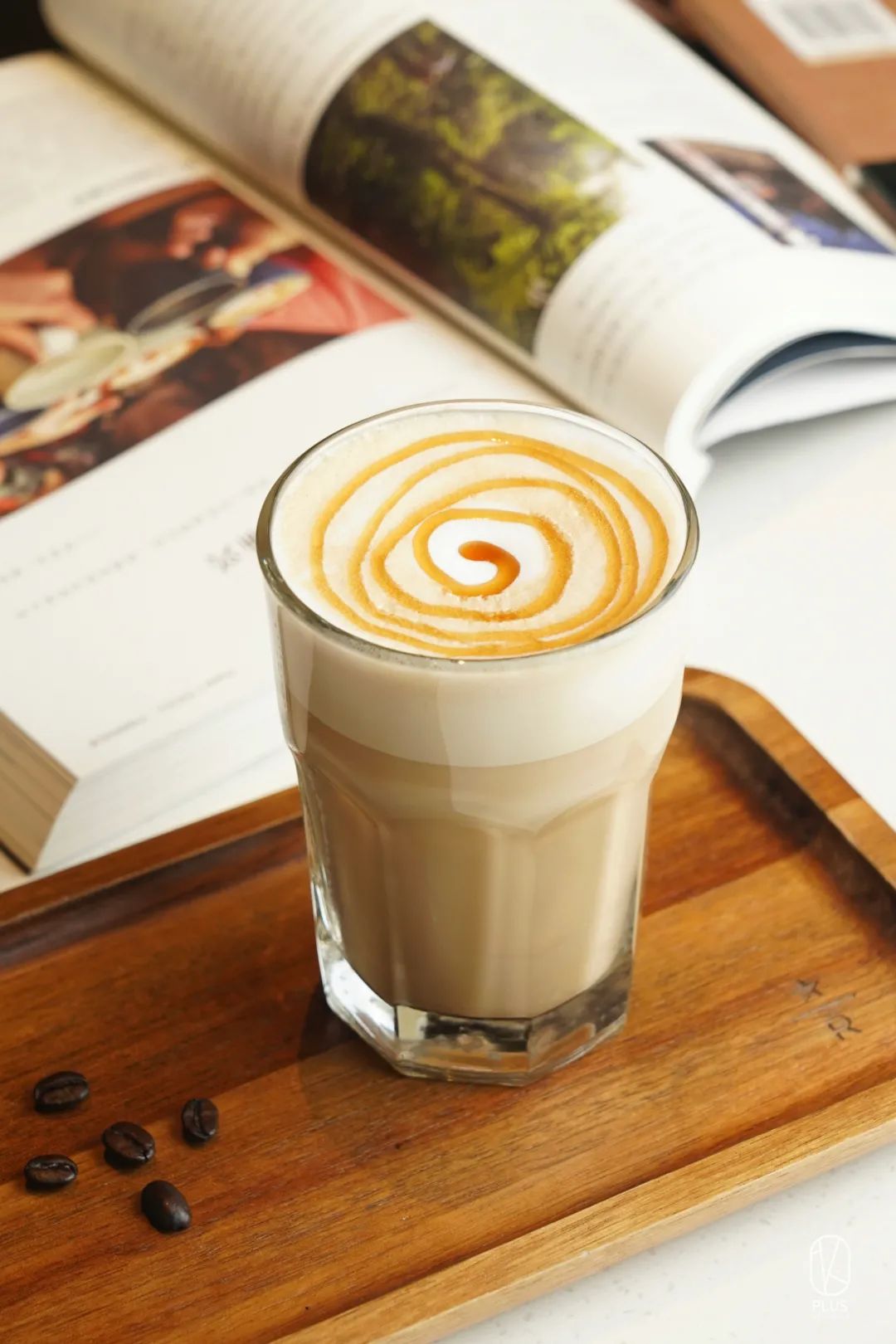 藏在咖啡里的爱意！星巴克用心荟萃饮品全新上市！又带着限定款周年庆杯子来圈粉了