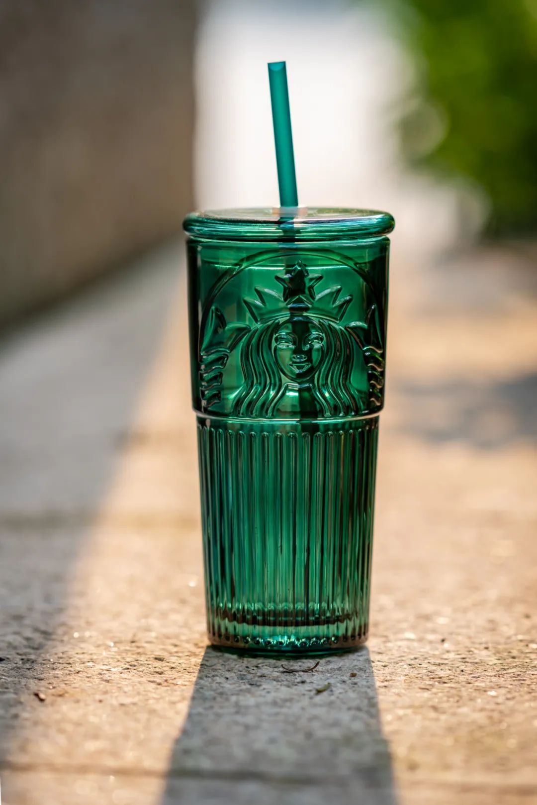 藏在咖啡里的爱意！星巴克用心荟萃饮品全新上市！又带着限定款周年庆杯子来圈粉了