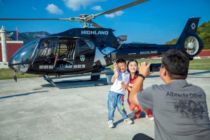 浙江横店影视城最值得游玩的景区,横店最火景区