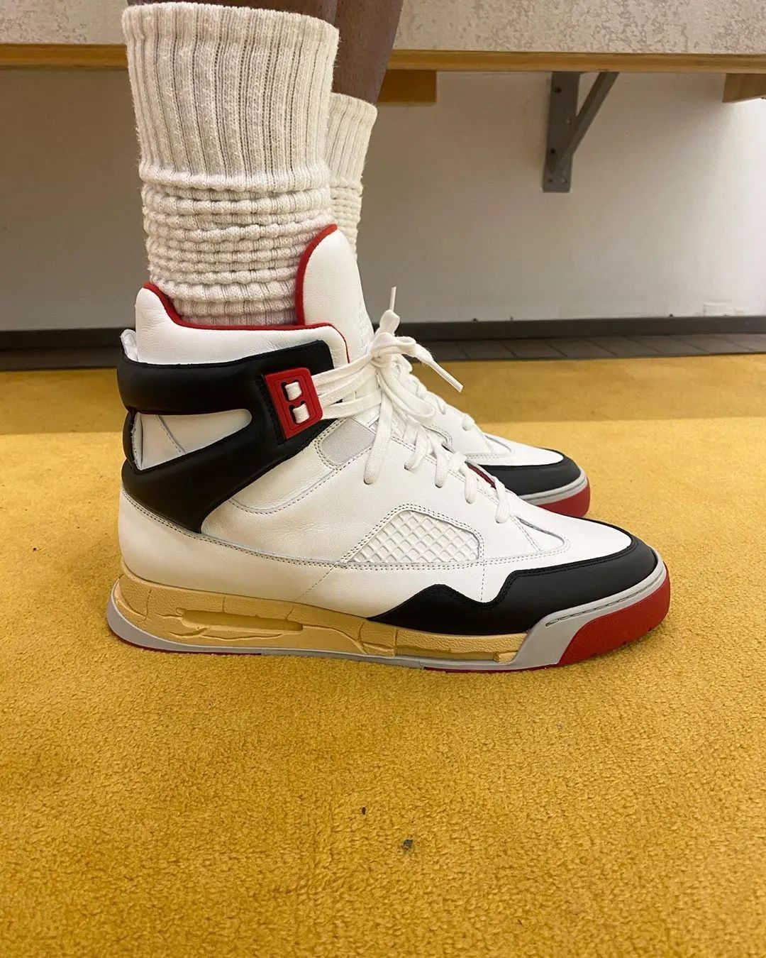 是什么收纳箱比冠军奖杯还贵？|今日球鞋上脚