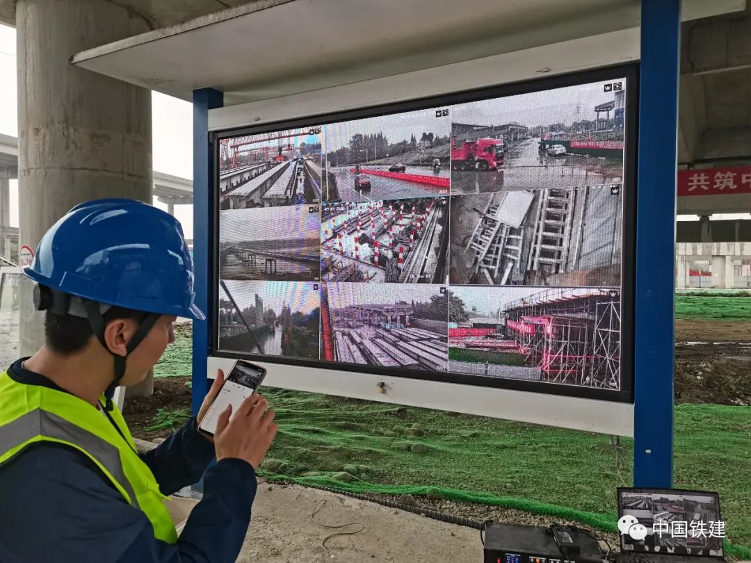 有品质的质量月，重质量的中国铁建