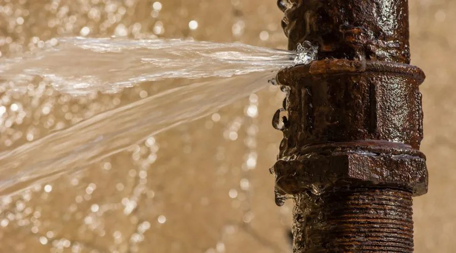 人常喝净水机里的水好吗,常喝净水机里的水对身体好吗