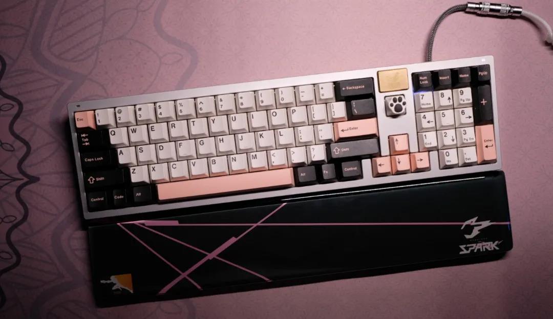 宅男“奢侈品”，一颗键帽十万刀