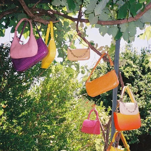 大牌包包为什么都那么丑,这么丑的大牌包包是真的吗