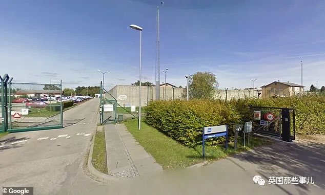 潜水艇里残杀肢解女记者,入狱后又劫持医生逃狱?!这人还能更疯一点吗?