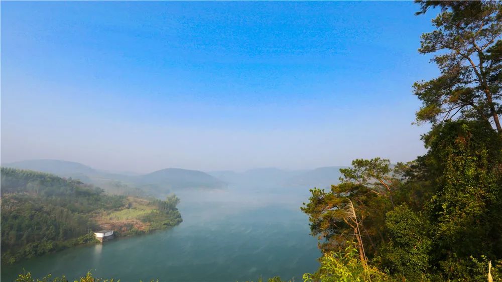 上车旅游打卡,上车打卡下车打卡