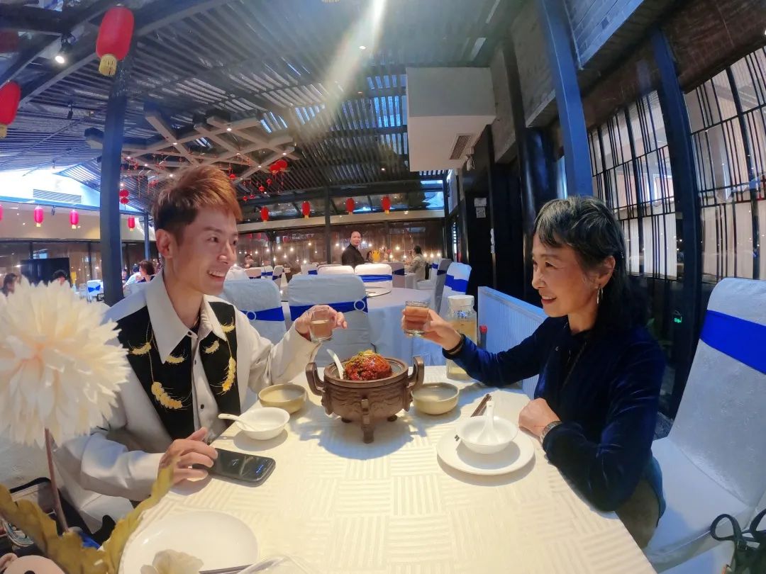 浜箰鎵窞,鎵窞鐦﹁タ婀栨场娓╂硥鏀荤暐