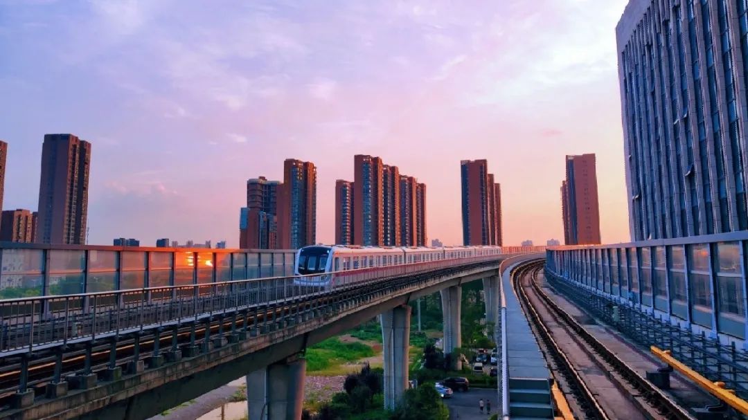 乐活地铁|为么斯我爱上了武汉地铁？