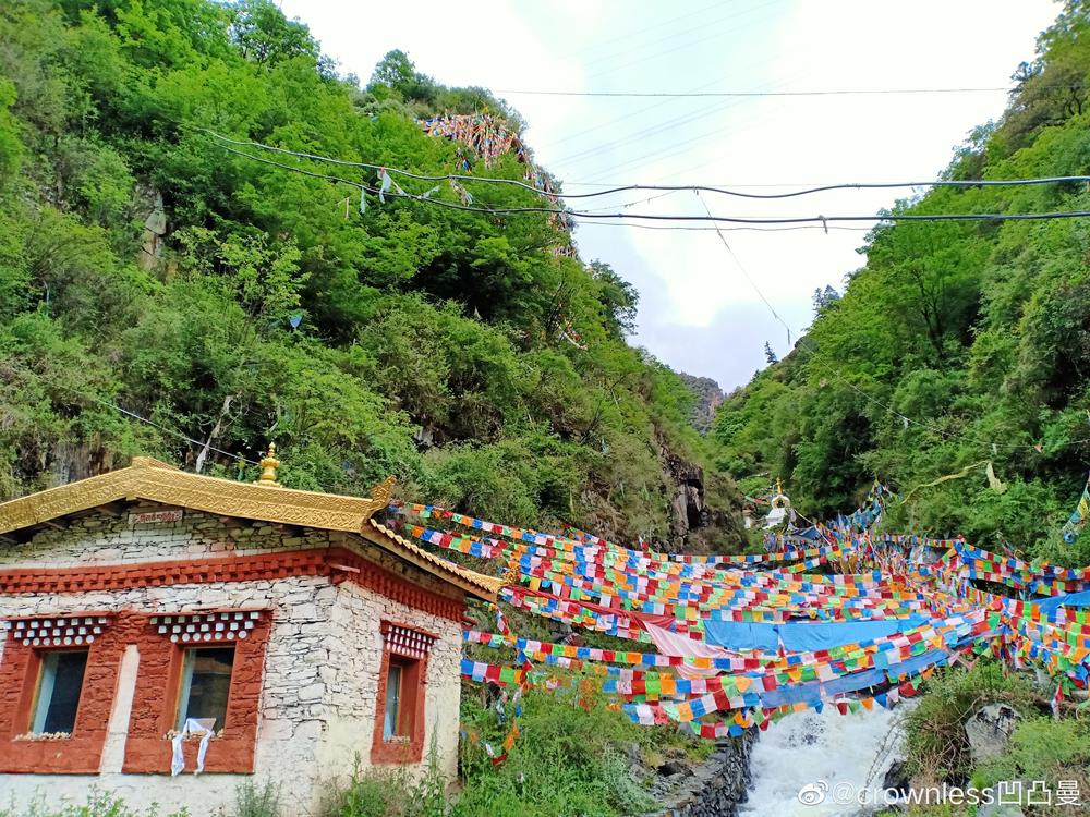 “云上高速”来了！成都5.5小时飙拢青海，沿线一大波“神仙”景点，每站都是大美风光片