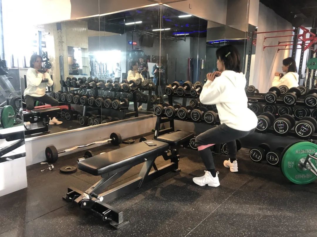 适合初学者健身的间歇运动,秋冬运动锻炼的好处