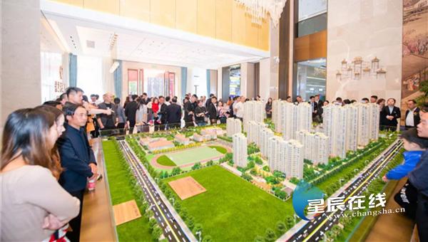 闀挎埧闆嗗洟瀹佷埂椤圭洰,婀栧崡闀挎埧闆嗗洟浣忓畢鍝佽川