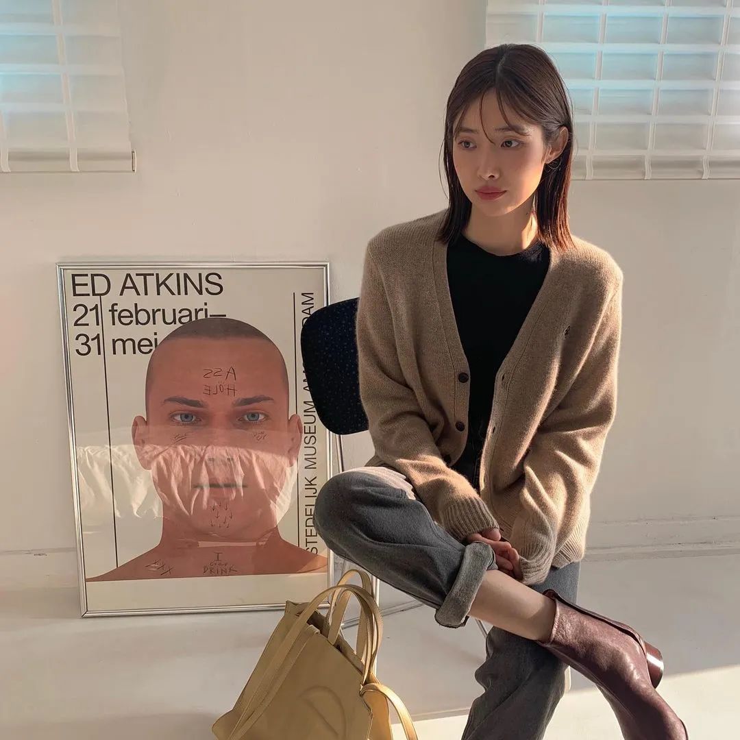 潮韩穿搭女,韩国明星秋装穿搭