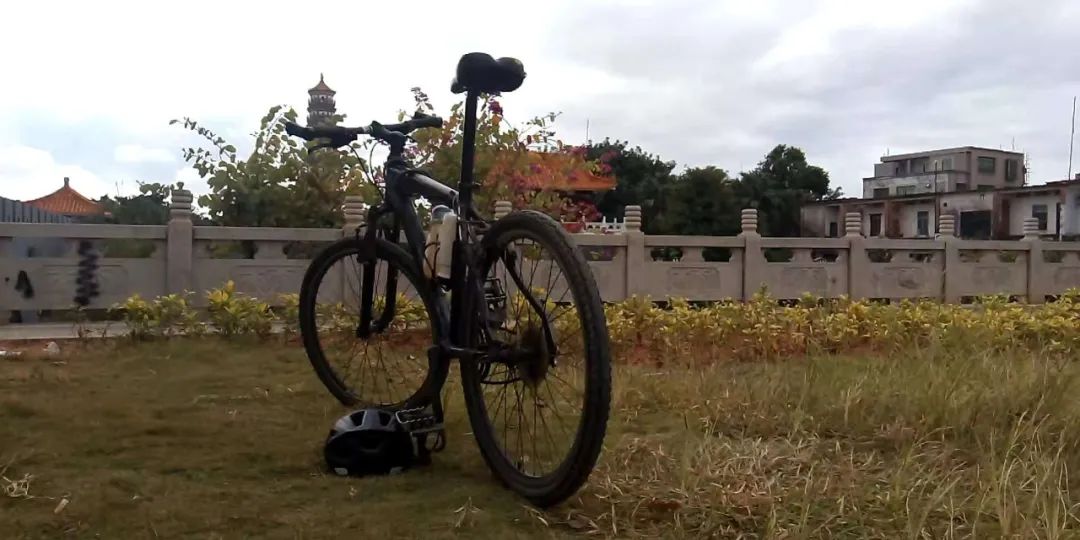 不同年龄段车友骑什么车,全国骑友都骑什么车山地车