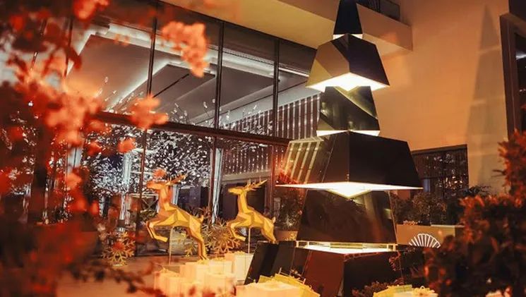 设计师的圣诞树是长什么样？