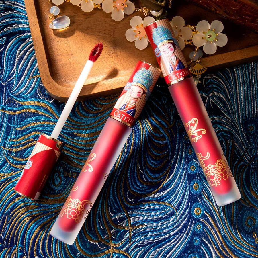 年度最上头的口红只要100多块,最正的正红色口红