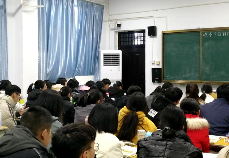 为了“暖起来”这件事儿，他们秀出了“十八般武艺”……