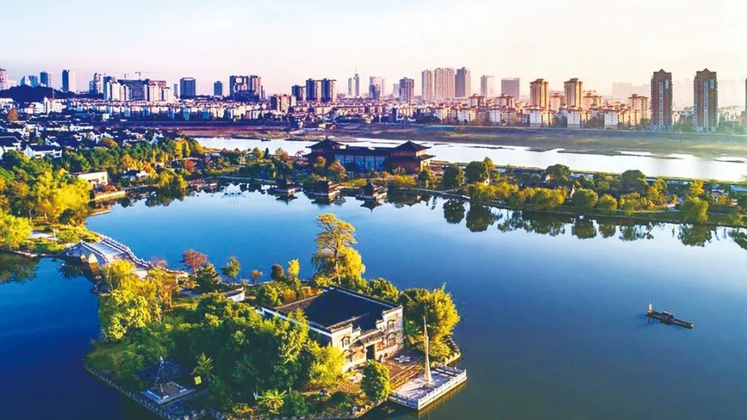 全力推动卫生健康事业高质量发展,以人民健康为中心的卫生健康事业