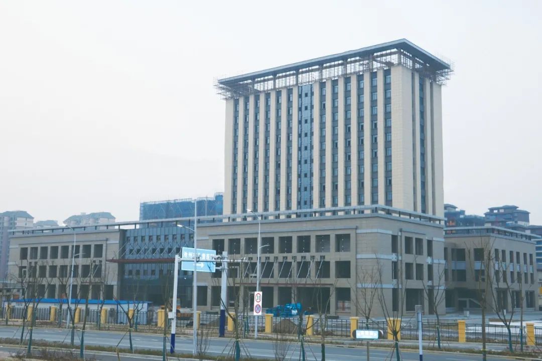 全力推动卫生健康事业高质量发展,以人民健康为中心的卫生健康事业