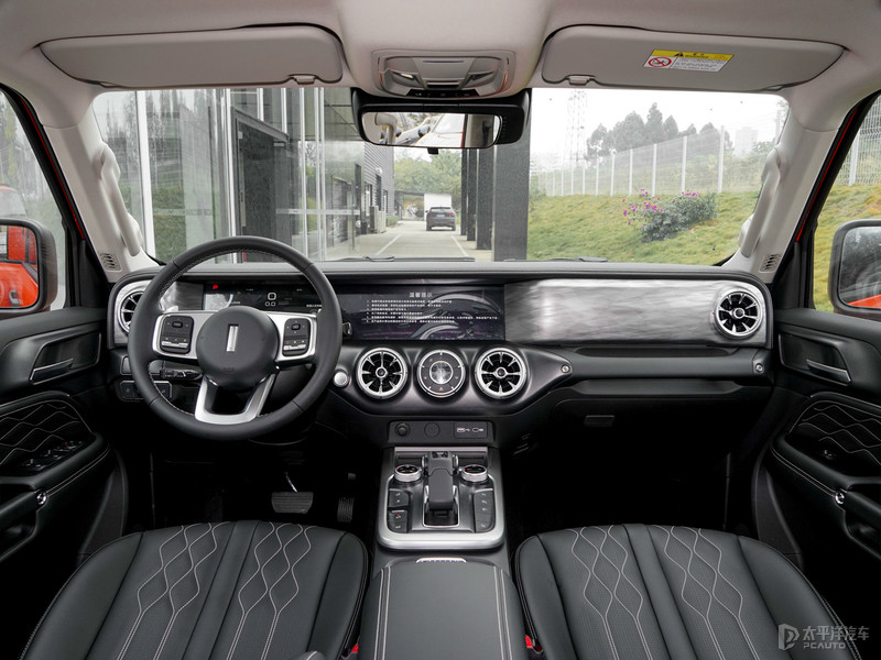 2021款途达和坦克300怎么选,日产途达和坦克300怎么选