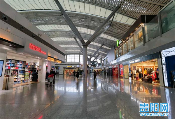 贵阳机场春运登机视频,春运实地报道