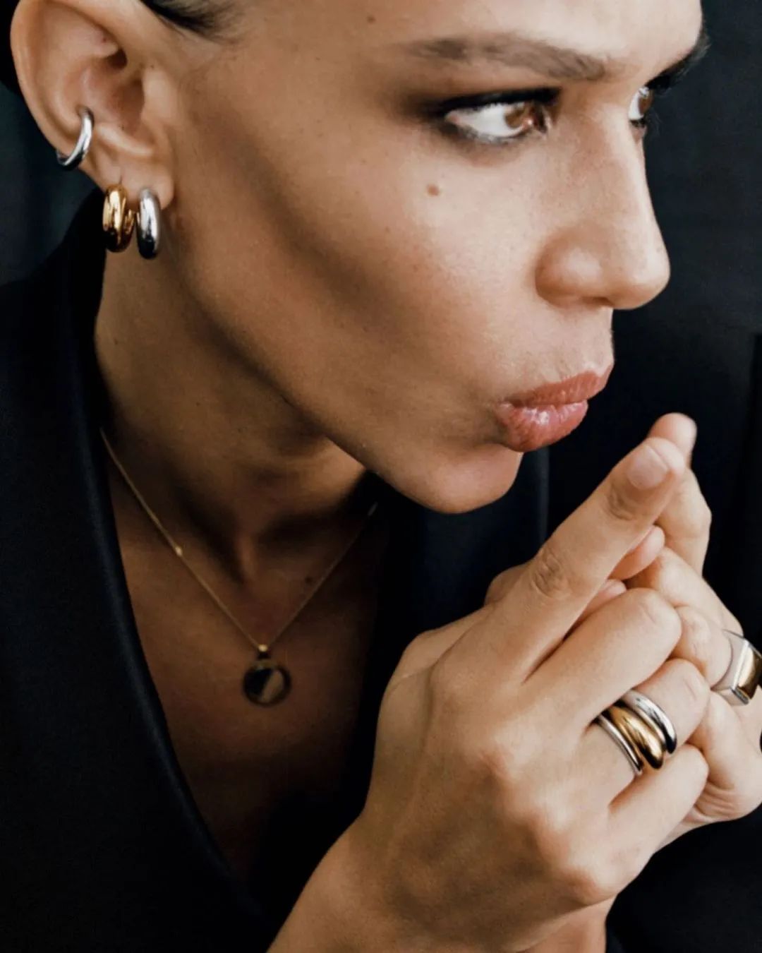 这该死的购物欲，又让我买了1.2.3.4.5.6件金色首饰