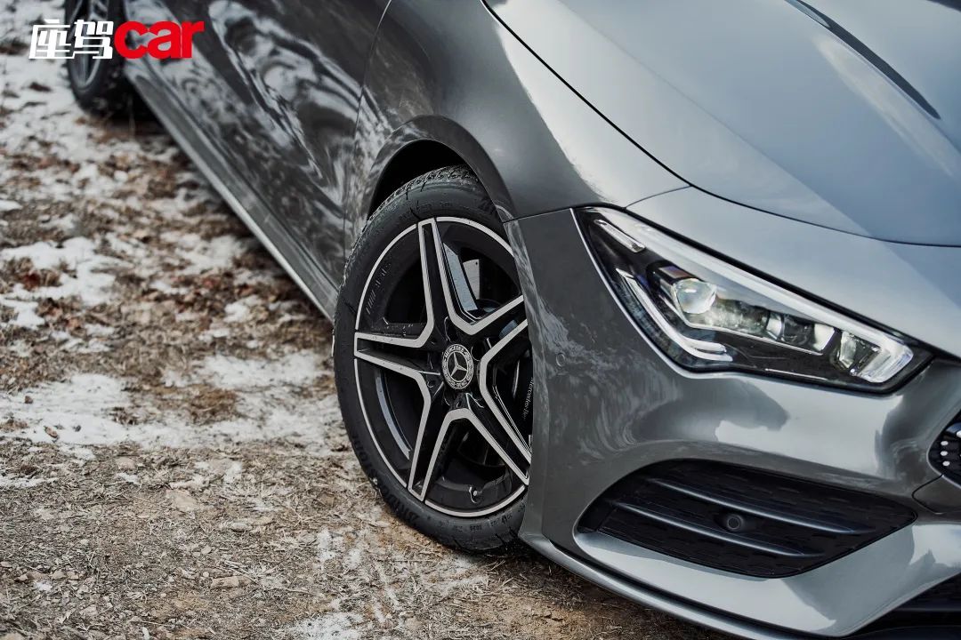 奔驰cla260落地价,奔驰轿跑两门2.0t