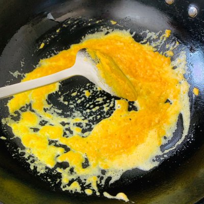 元宵节吃什么硬菜,蛋黄焗地瓜可乐鸡翅家常做法