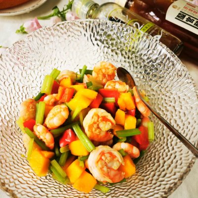 异域风情的酸辣芒果虾超级简单,芒果菠萝柠檬虾