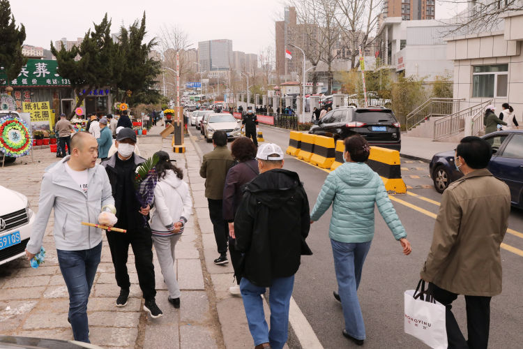 清明可错时错峰预约祭扫,清明祭扫请预约市民可错峰出行