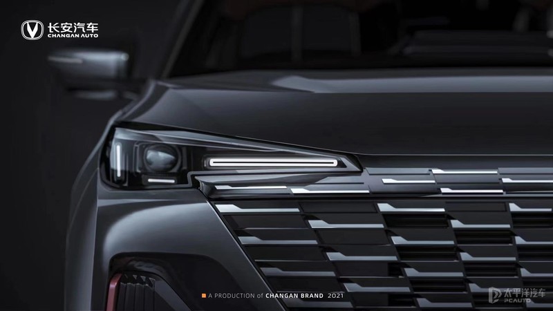 新款起亚嘉华实车曝光,2022丰田皇冠陆放豪华版图片