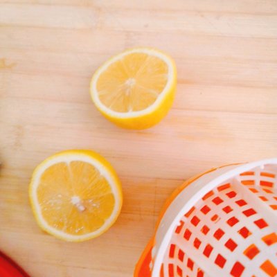 柠檬水制作方法家庭版孕妇喝,柠檬水自制简单家庭版能放多久