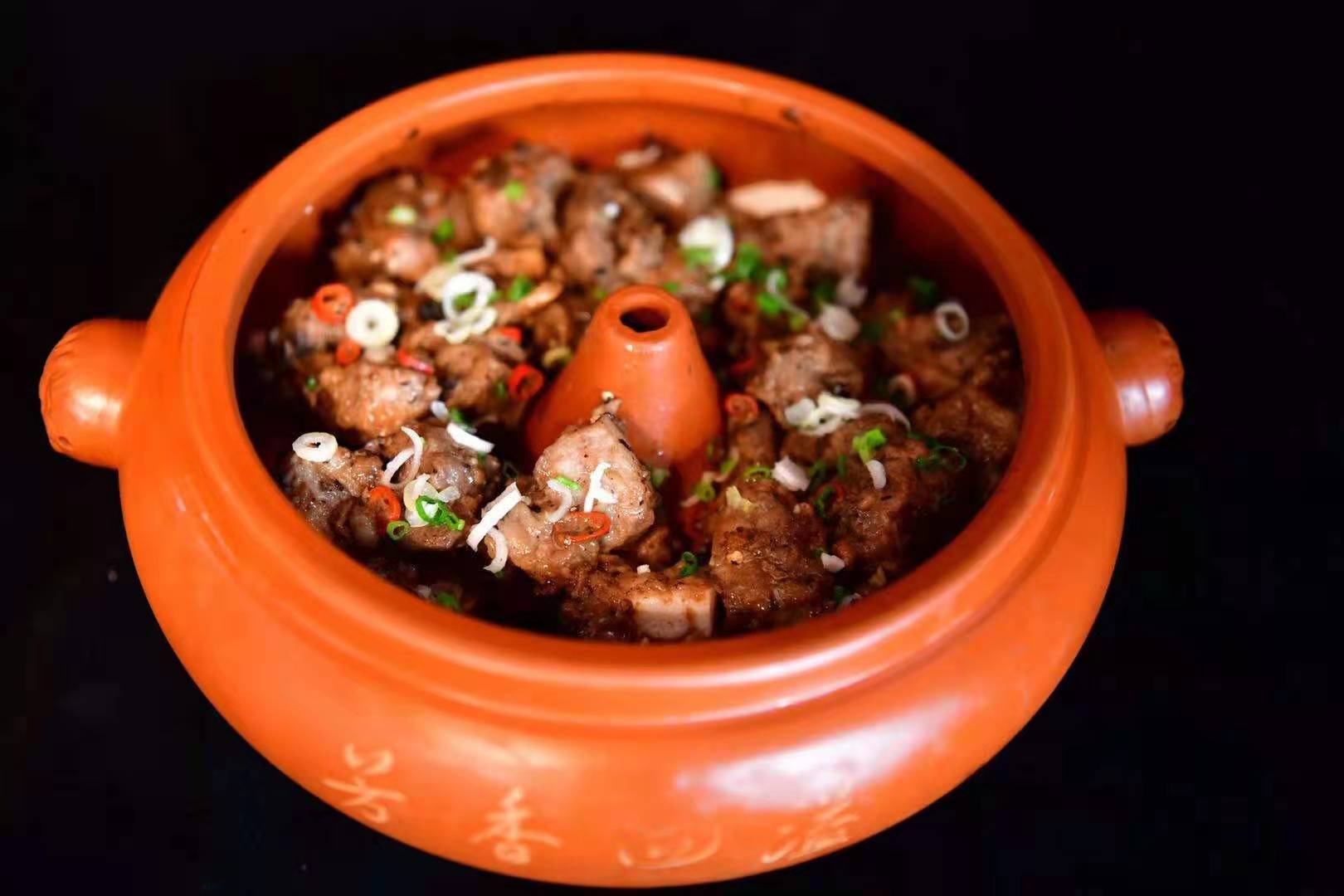 云南美食汽锅宴,云南美食云南汽锅鸡