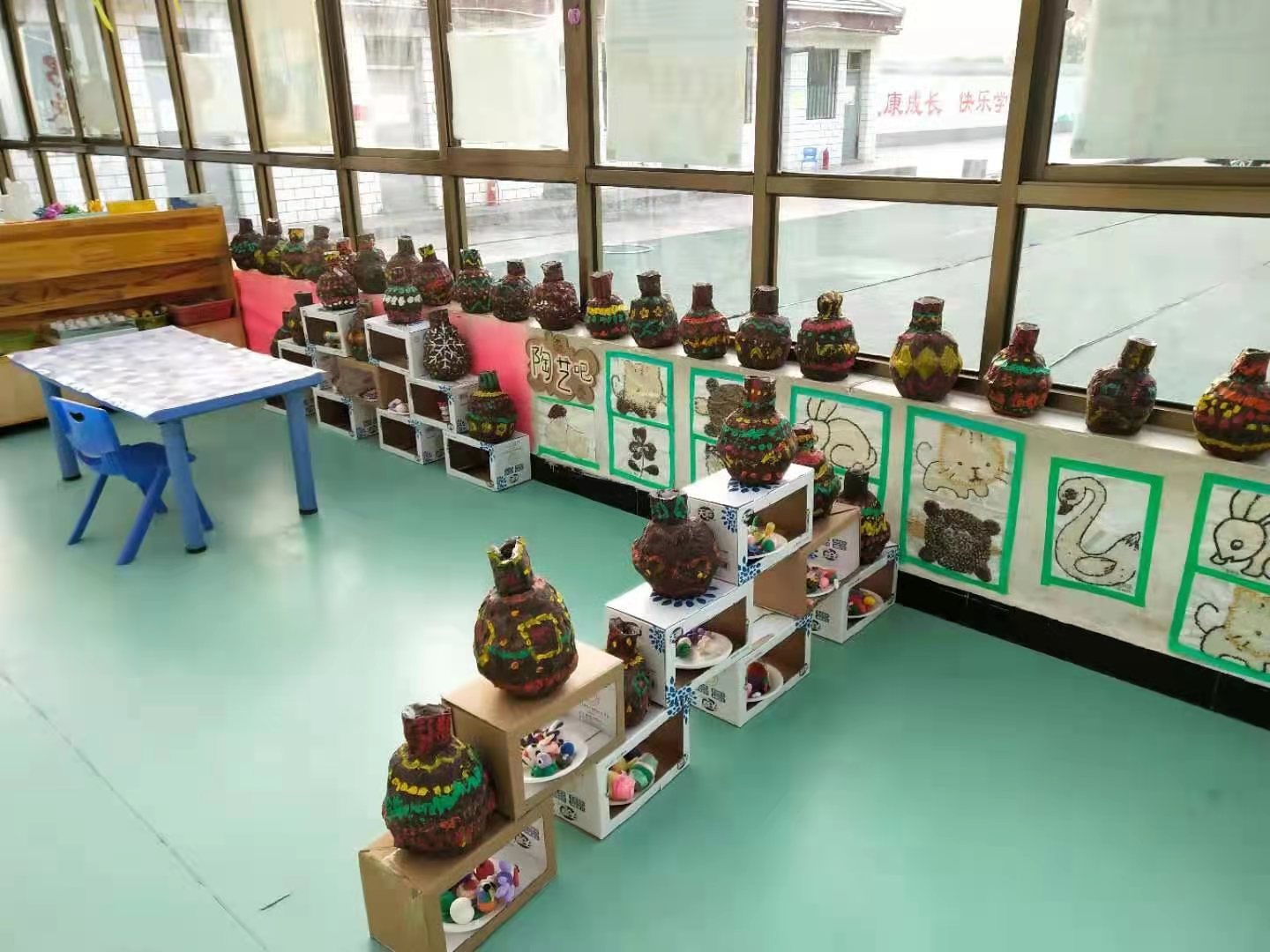 爱心企业为困难学生捐资助学,大爱圆梦捐资助学视频